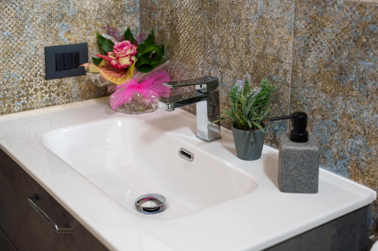 פירנצה Fiorino Apartment - Piazza Della Liberta מראה חיצוני תמונה